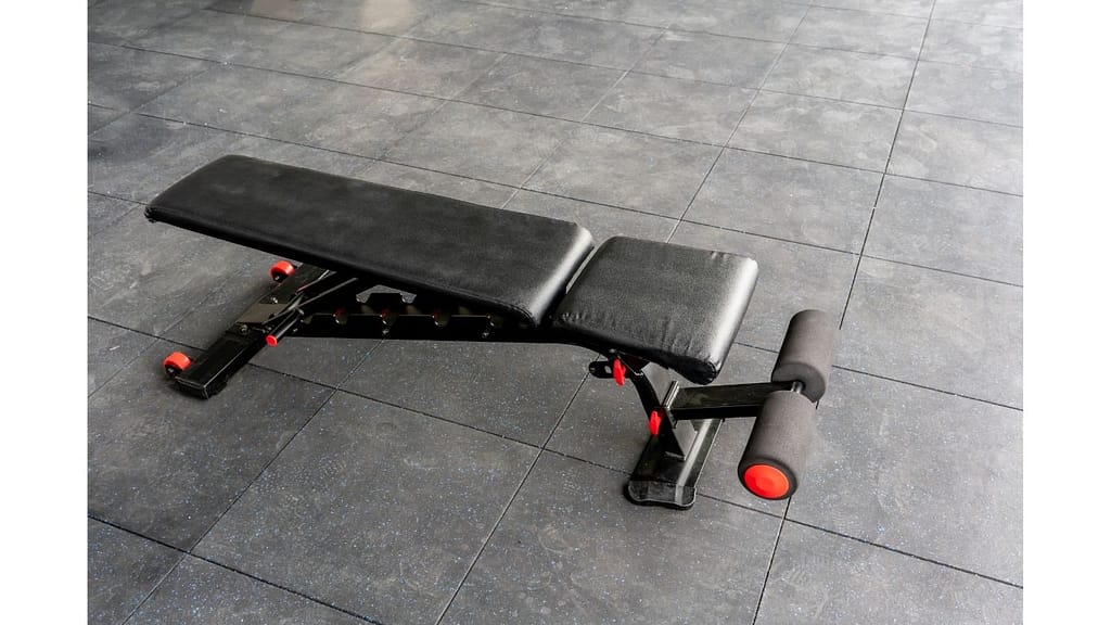 Inclined Weight Bench