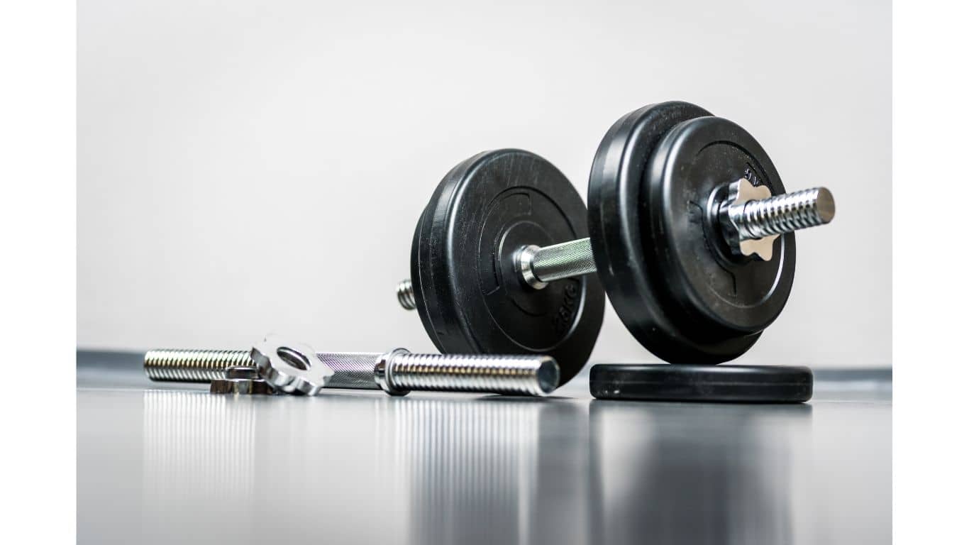 Dumbbell vs Barbell Bench Press Weight Comparison